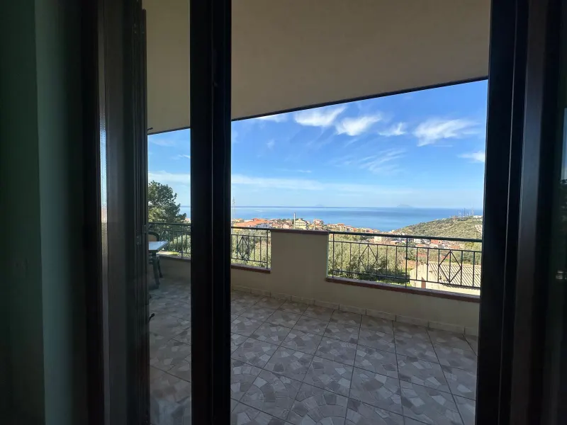 rifinito appartamento in vendita a Capo D'Orlando