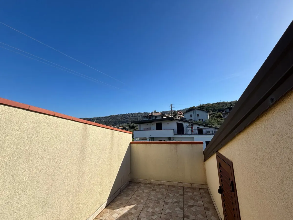panoramicissimo sottotetto in vendita · foto 11