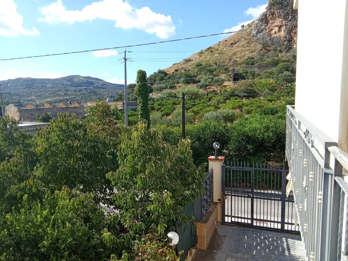 Portella di Mare -Cannita Terrazzo e posto auto · foto 11