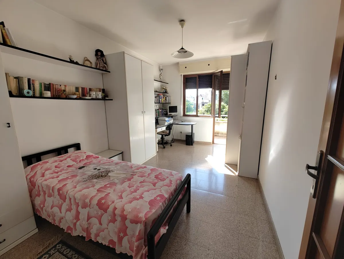 SOLUZIONE INDIPENDENTE CON 600 MQ DI GIARDINO PRIVATO · foto 16