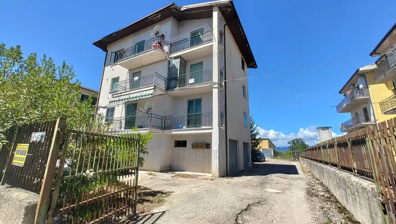 APPARTAMENTO CON GARAGE A GISSI a Gissi