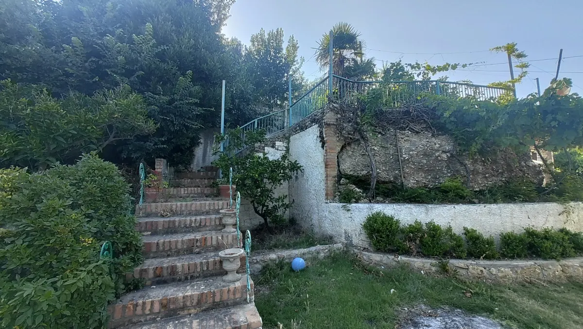 VILLETTA BIFAMILIARE CON GIARDINO A POCHI PASSI DAL MARE · foto 31
