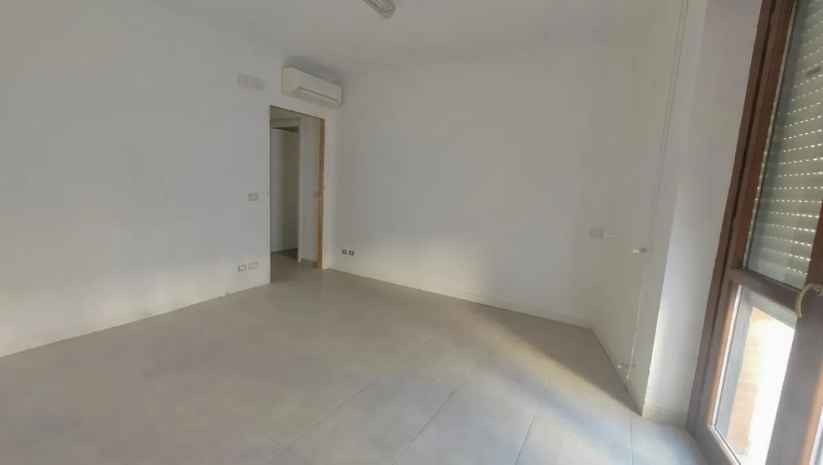 APP. USO UFFICIO  DI 170 MQ COMMERCIALI CON AMPIO TERRAZZO · foto 11