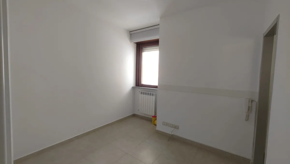 APP. USO UFFICIO  DI 170 MQ COMMERCIALI CON AMPIO TERRAZZO · foto 8