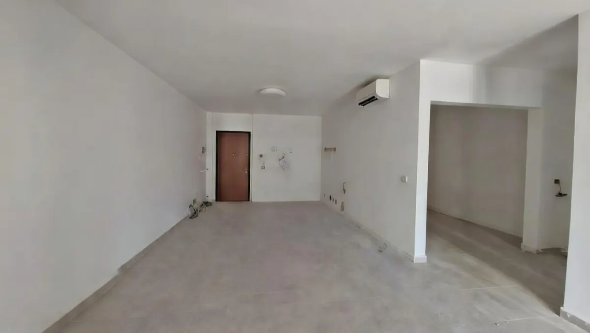 APPARTAMENTO AL PIANO TERRA DI 150 MQ COMMERCIALI  CON AMPIA CORTE ESTERNA                                          CON TERRAZZO/GIARDINO DI  CIRCA 75 MQ · foto 6