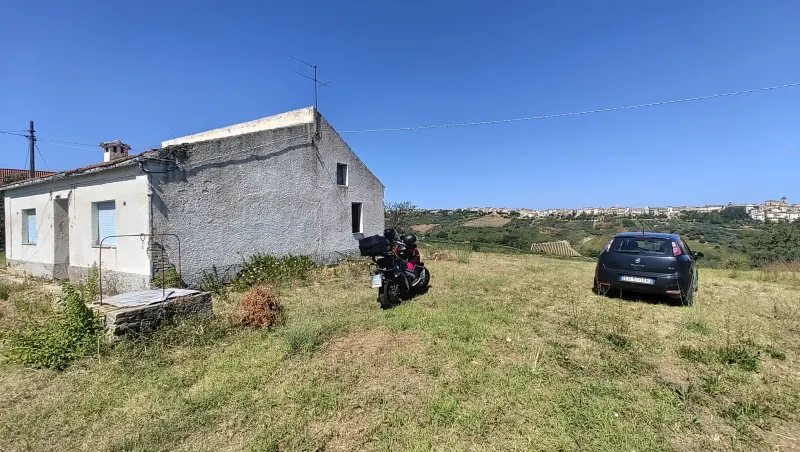 CASOLARE DI 100 MQ AL GREZZO CON 2500 MQ DI TERRENO · foto 3
