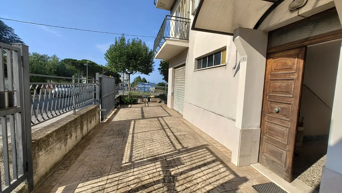 OTTIMO USATO IN VIA INCORONATA · foto 21