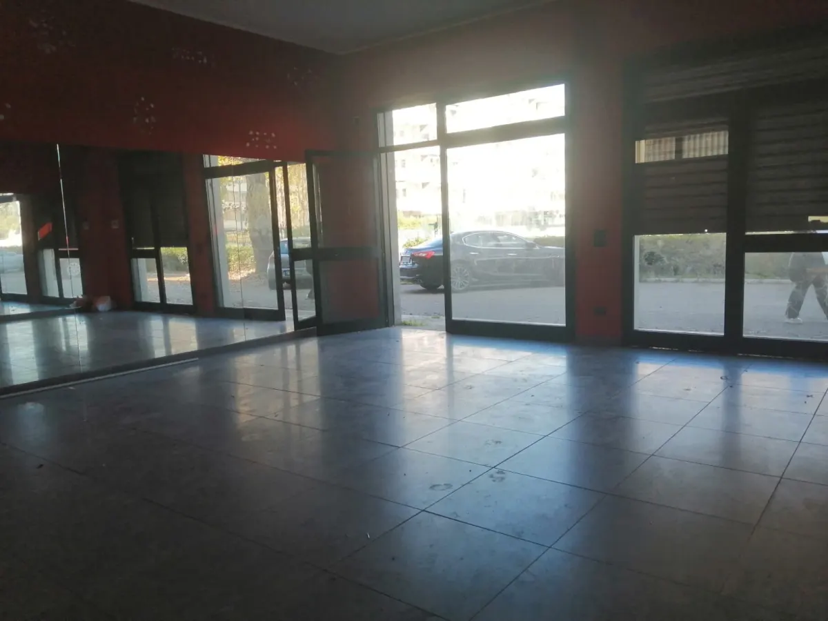 AFFITTASI LOCALE COMMERCIALE DI 60 MQ A VASTO MARINA · foto 8
