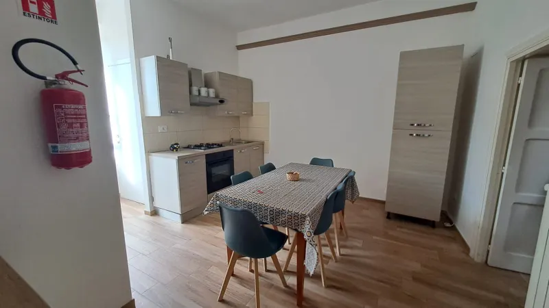 APPARTAMENTO RISTRUTTURATO DI 51 MQ CON INGRESSO INDIPENDENTE · foto 2