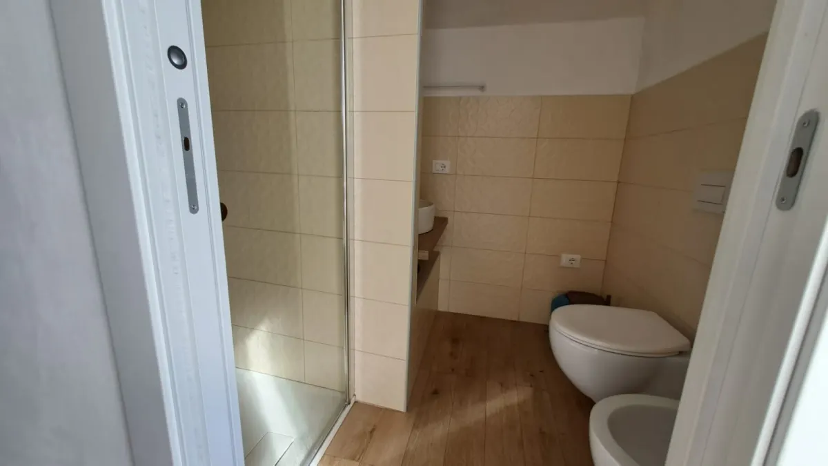 APPARTAMENTO RISTRUTTURATO DI 51 MQ CON INGRESSO INDIPENDENTE · foto 15