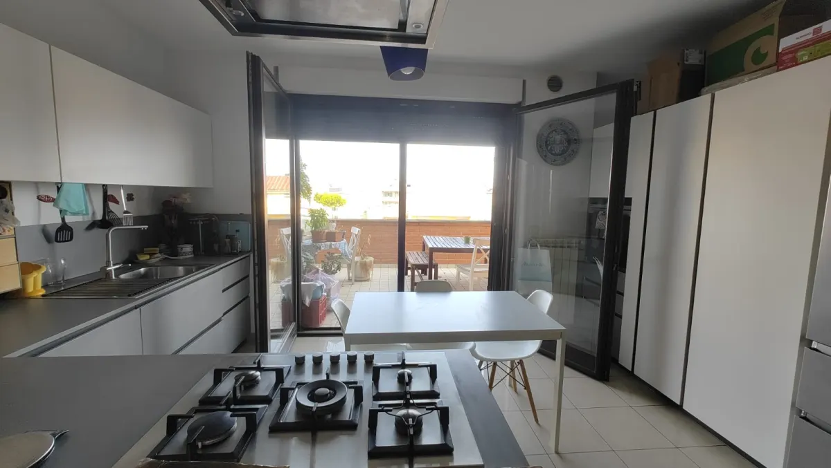 DUPLEX DI 125 MQ con GARAGE E VISTA PANORAMICA · foto 6