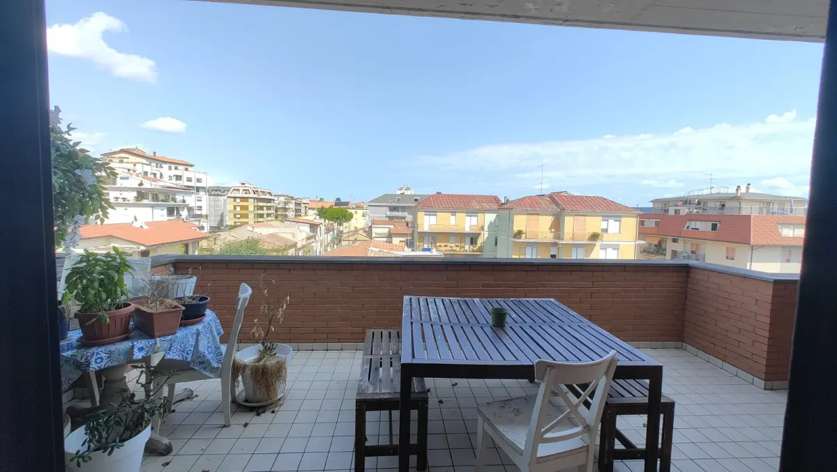 DUPLEX DI 125 MQ con GARAGE E VISTA PANORAMICA · foto 7