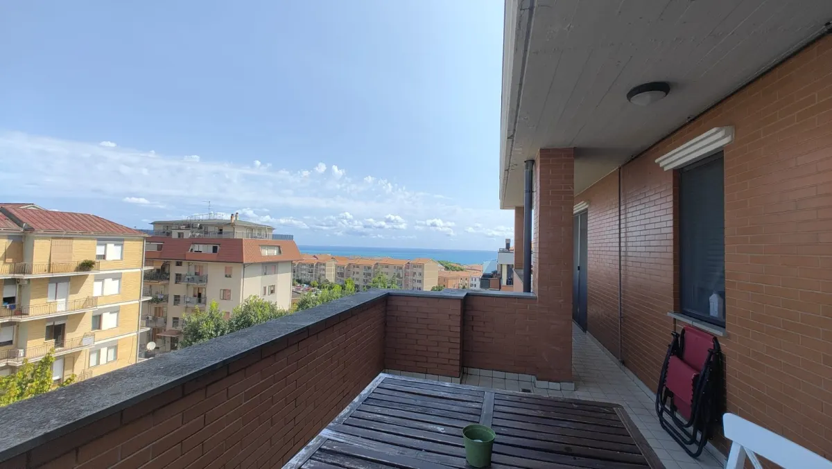DUPLEX DI 125 MQ con GARAGE E VISTA PANORAMICA · foto 9