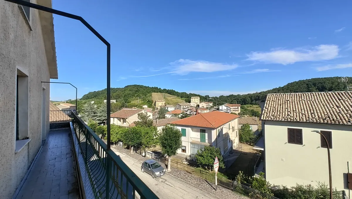 Vendesi intero stabile a Carunchio di 560 Mq · foto 9