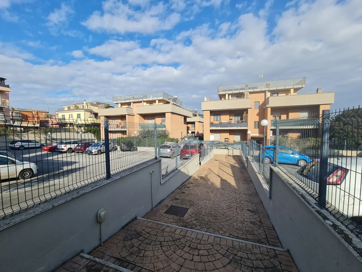 BILOCALE - VIA DEI MONTI DI SAN PAOLO · foto 1