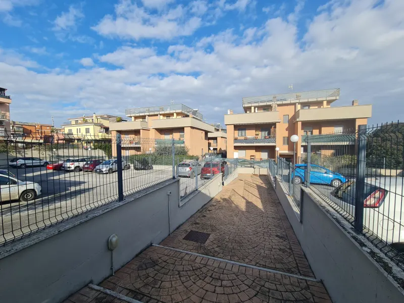 BILOCALE - VIA DEI MONTI DI SAN PAOLO · foto 3