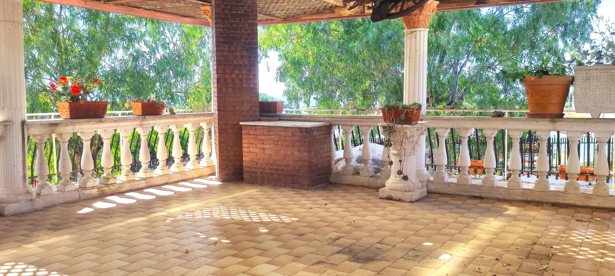 APPARTAMENTO CON TERRAZZO IN VILLA · foto 12