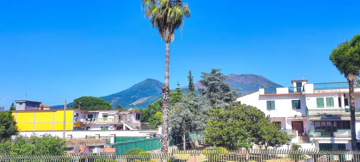 APPARTAMENTO CON TERRAZZO IN VILLA · foto 19