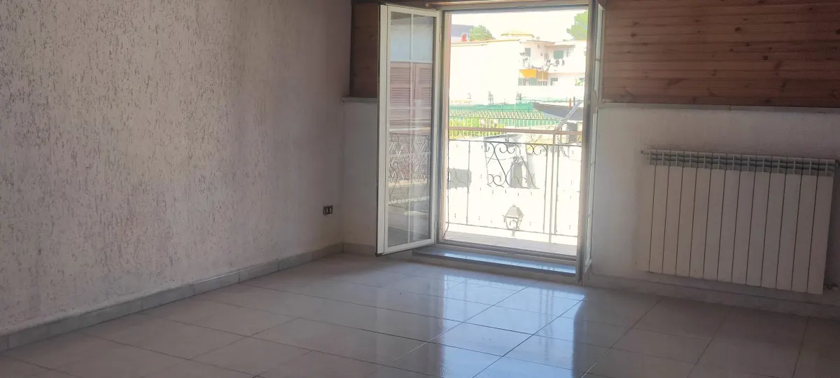 APPARTAMENTO CON TERRAZZO IN VILLA · foto 26