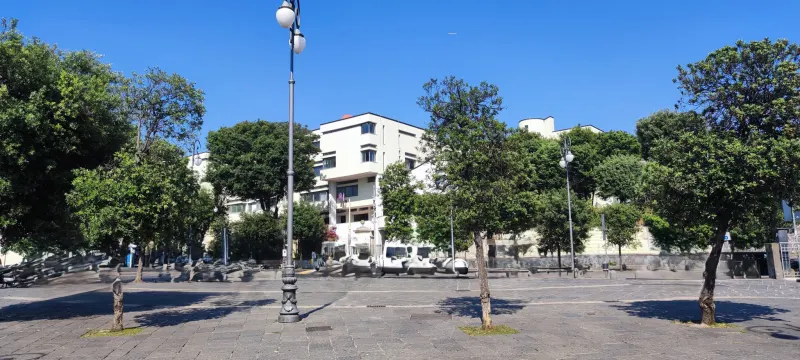 APPARTAMENTO RISTRUTTURATO AMPIA QUADRATURA a Portici