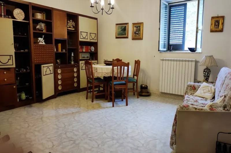 SANT'AGATA DEI GOTI APPARTAMENTO SU DUE LIVELLI · foto 3