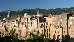 SANT'AGATA DEI GOTI APPARTAMENTO SU DUE LIVELLI · foto 29