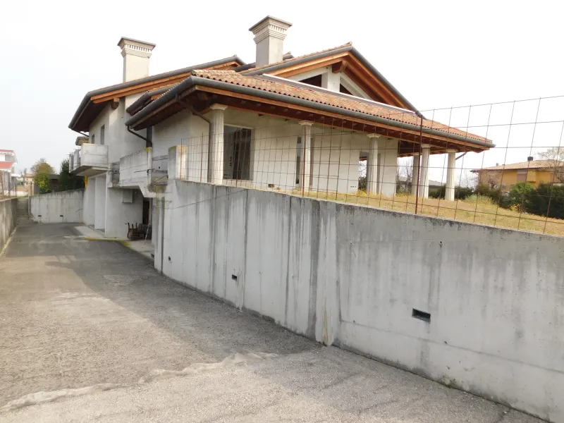 Villa singola a San Zenone degli Ezzelini · foto 3