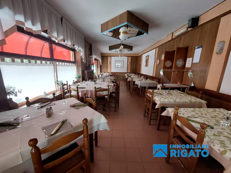 Attività di ristorazione a Rossano Veneto · foto 2