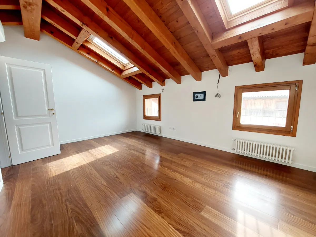 Appartamento duplex bicamere · foto 8