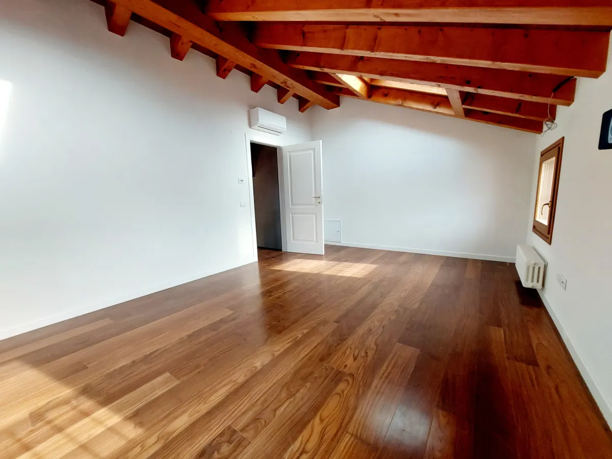 Appartamento duplex bicamere · foto 9
