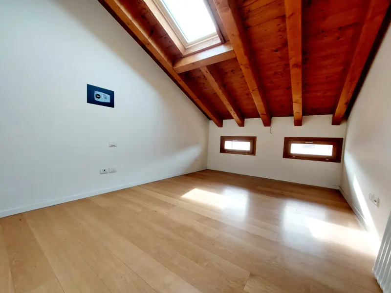 Appartamento duplex tricamere · foto 5