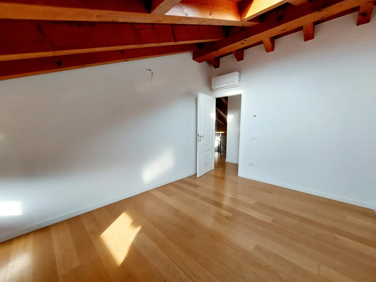 Appartamento  duplex bicamere · foto 7