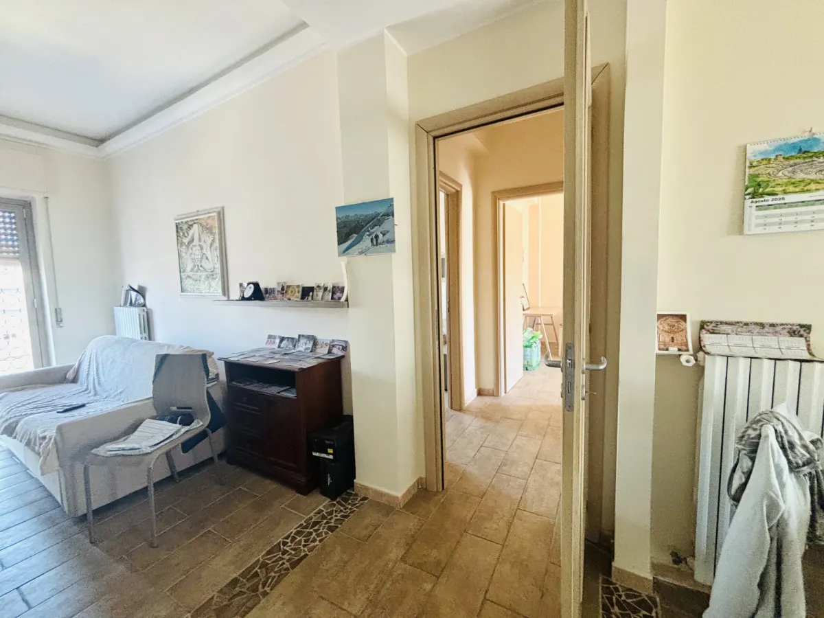 TRILOCALE RISTRUTTURATO · foto 13
