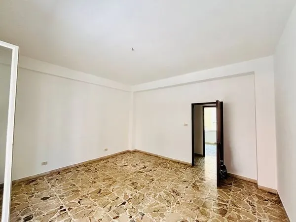 QUADRILOCALE CON POSTO AUTO · foto 2