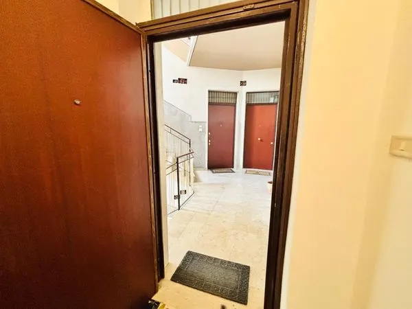 QUADRILOCALE CON POSTO AUTO · foto 10