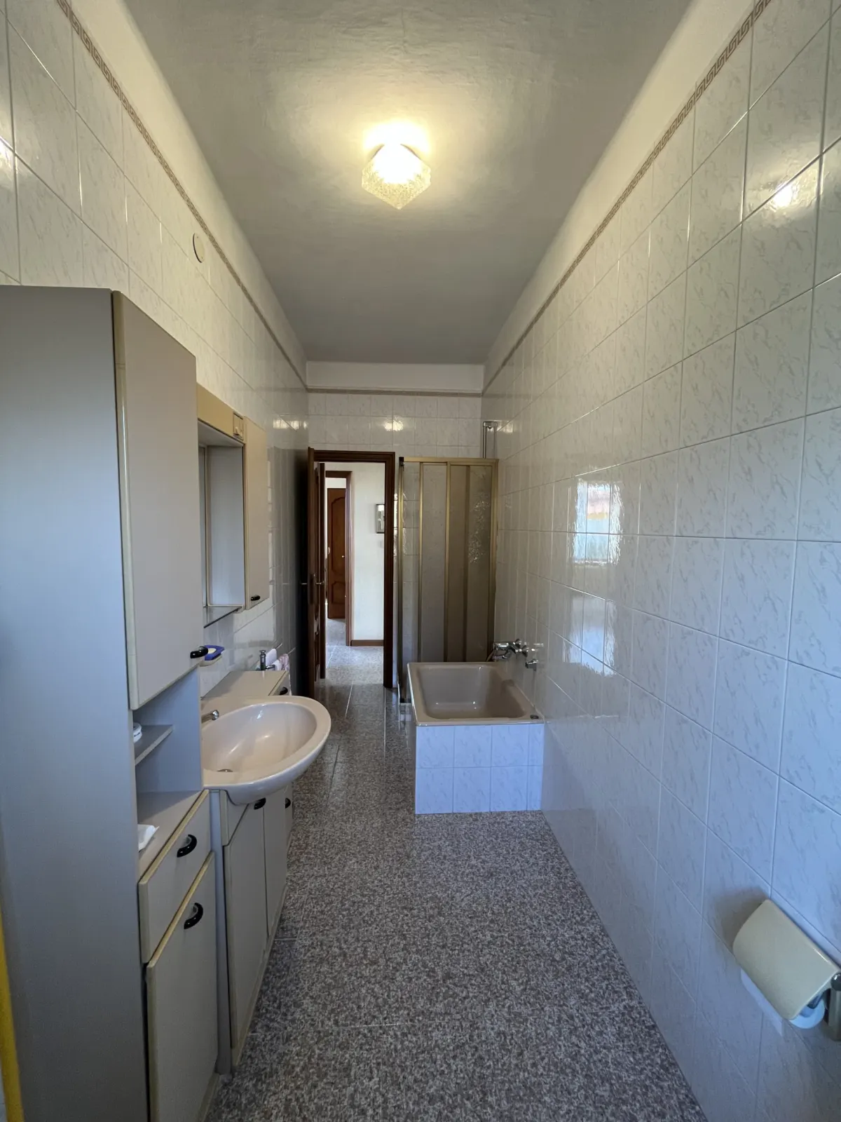 Villa Bifamiliare con due appartamenti indipendenti con box auto doppio · foto 21