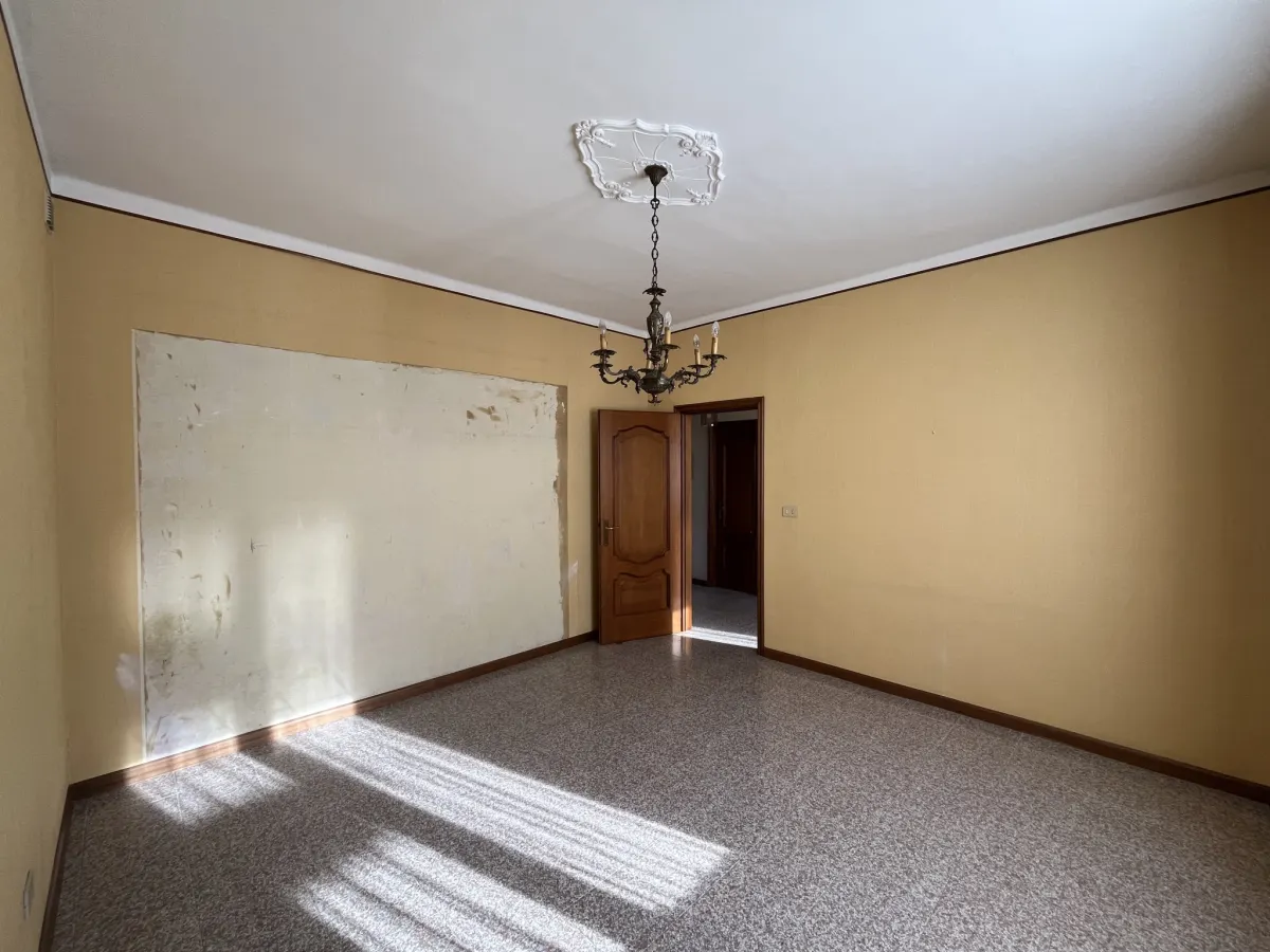 Villa Bifamiliare con due appartamenti indipendenti con box auto doppio · foto 23