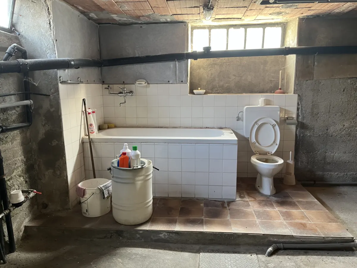 Villa Bifamiliare con due appartamenti indipendenti con box auto doppio · foto 28