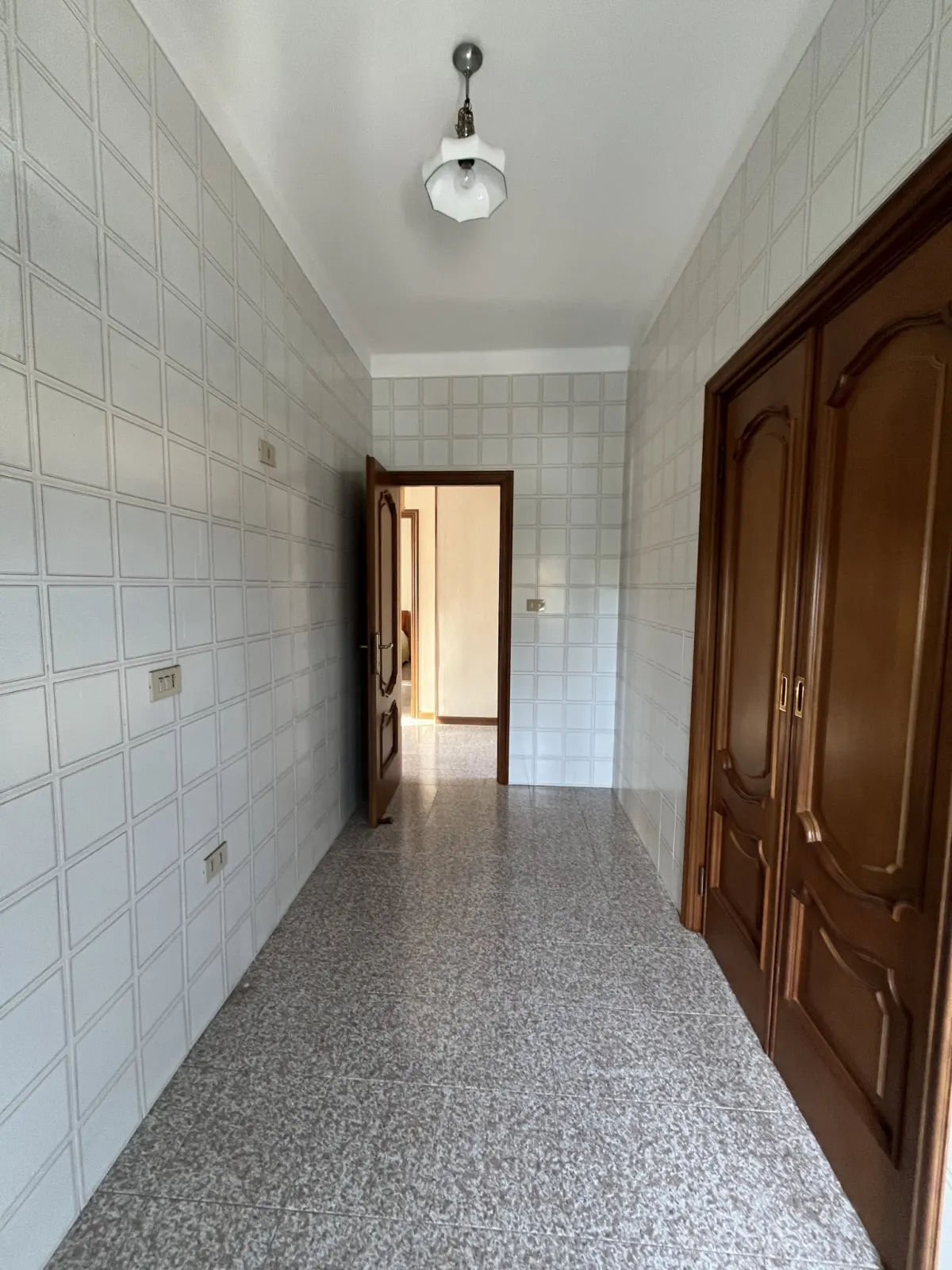 Villa Bifamiliare con due appartamenti indipendenti con box auto doppio · foto 44