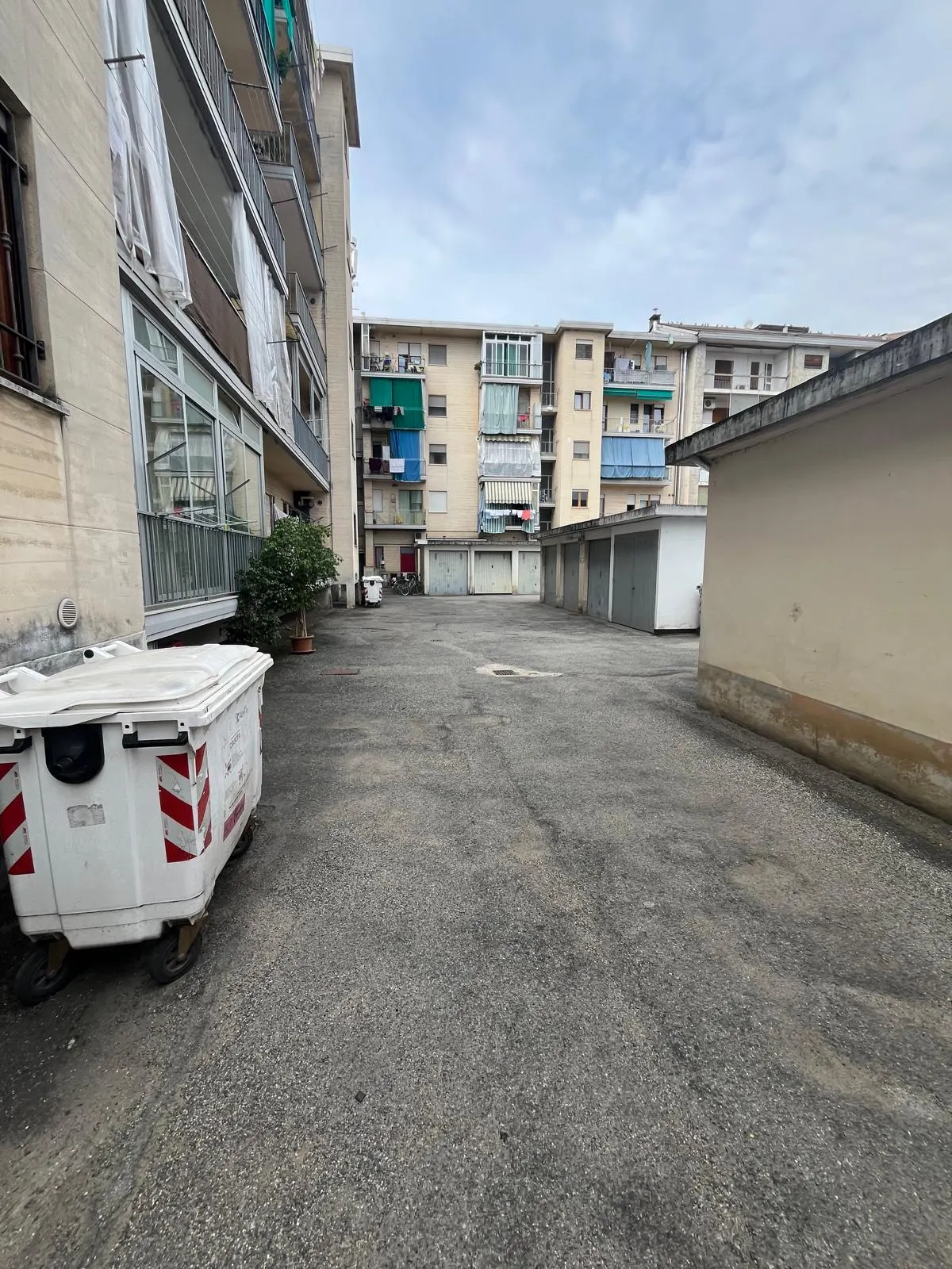 Attico panoramico in centro a Carignano · foto 24