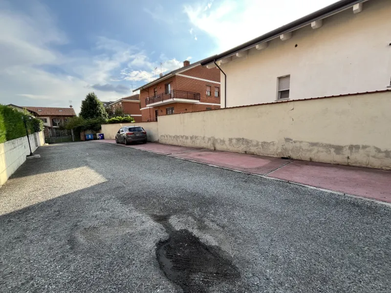 Appartamento con doppia terrazza in centro a Carignano · foto 2