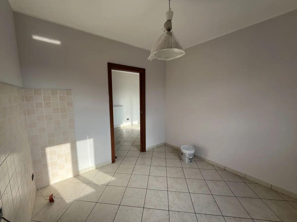 Appartamento con doppia terrazza in centro a Carignano · foto 13
