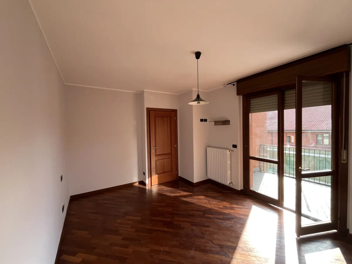 Appartamento con doppia terrazza in centro a Carignano · foto 18