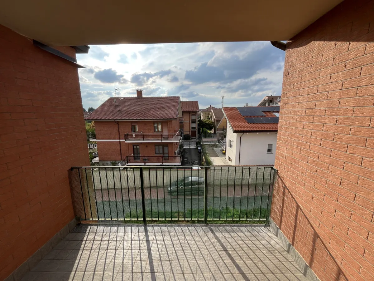 Appartamento con doppia terrazza in centro a Carignano · foto 20