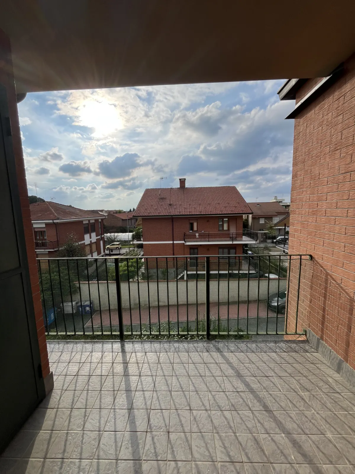 Appartamento con doppia terrazza in centro a Carignano · foto 10