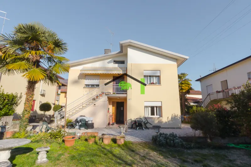 Appartamento bicamere al piano terra in casa bifamiliare a Caneva