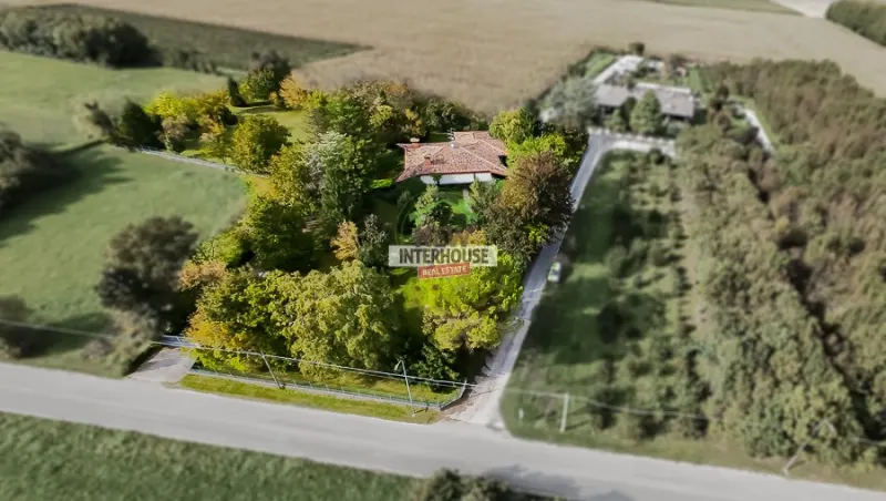 OCCASIONE Villa indipendente con ampio terreno a Maniago