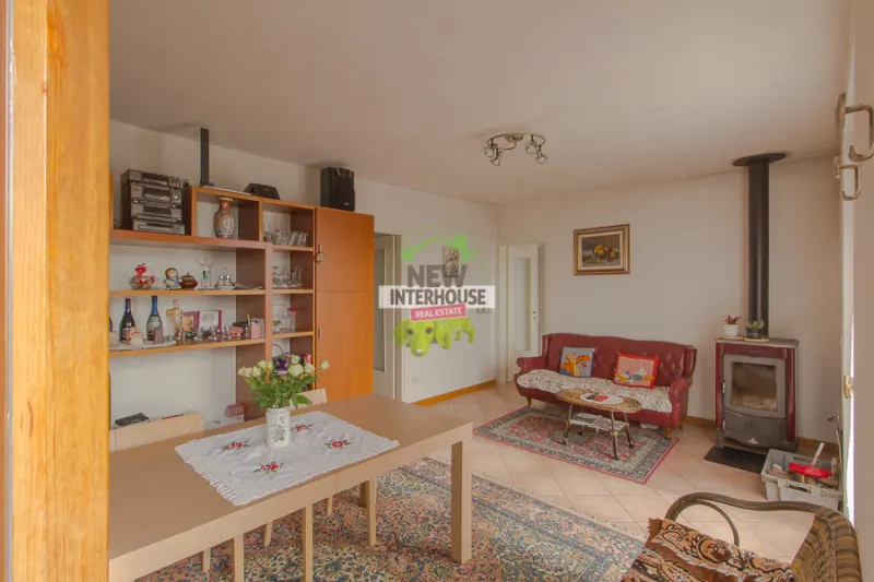Tricamere con tre terrazzi e garage a Maniago