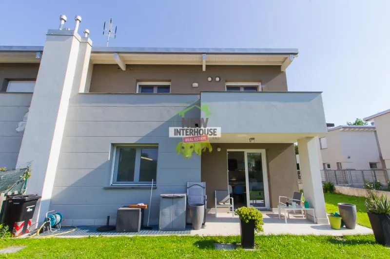 Villa a schiera di recente costruzione a Pordenone
