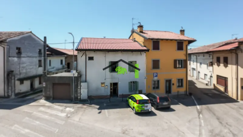 Casa in linea di 204 mq su tre piani a Carpeneto, venduta locata a Pozzuolo Del Friuli